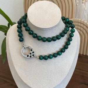 Hespera Authentic Malachite Gemstone Myra Necklace with Silver Clasp